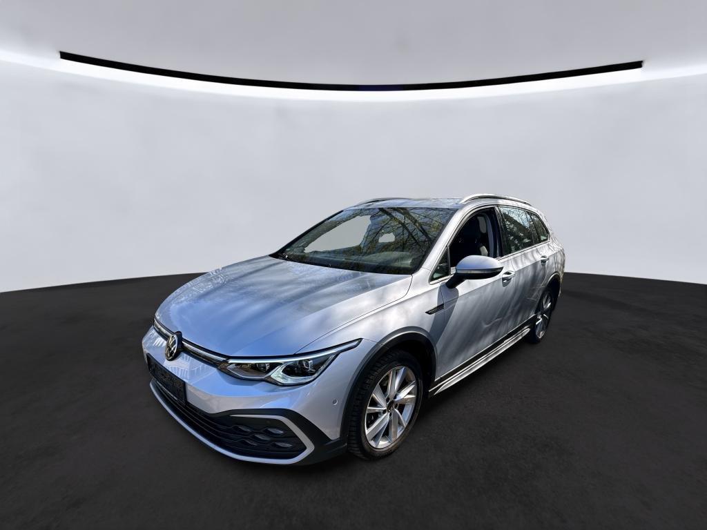 Volkswagen Golf VIII Variant 2.0 TDI 4M DSG ACC AHK Navi