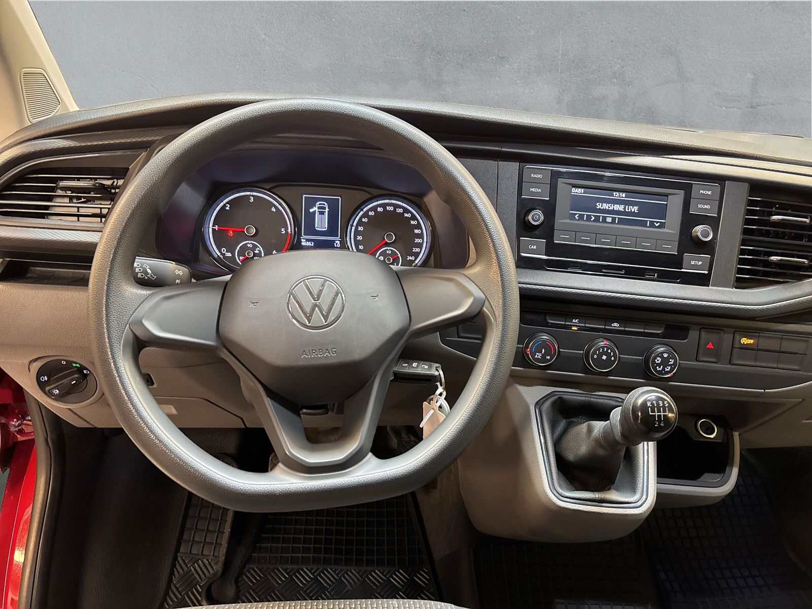 Fahrzeugabbildung Volkswagen T6.1 Transporter Kasten 2.0 TDI lang