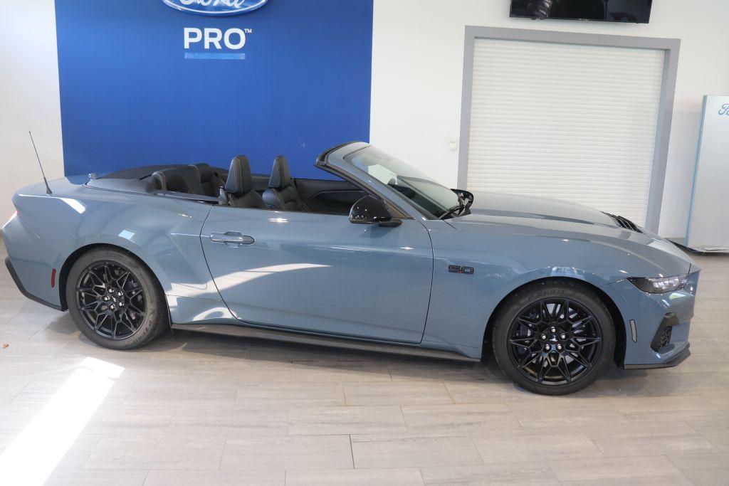 Ford Mustang Convertible 5.0 Ti-VCT V8 GT