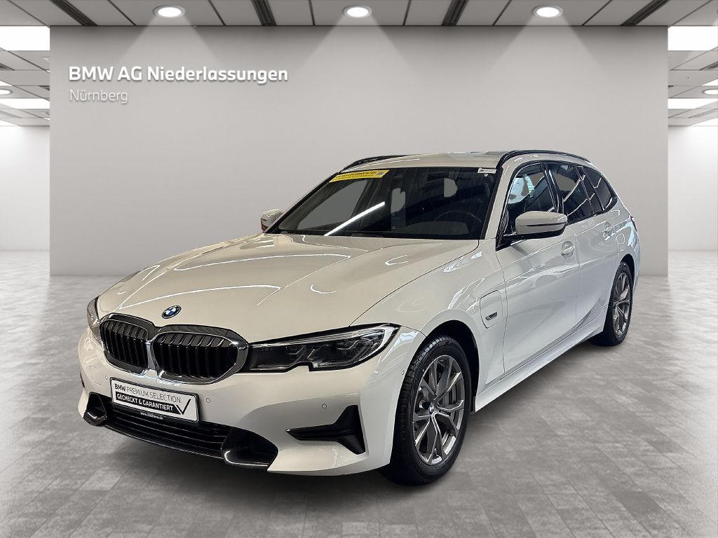 Image of BMW 330