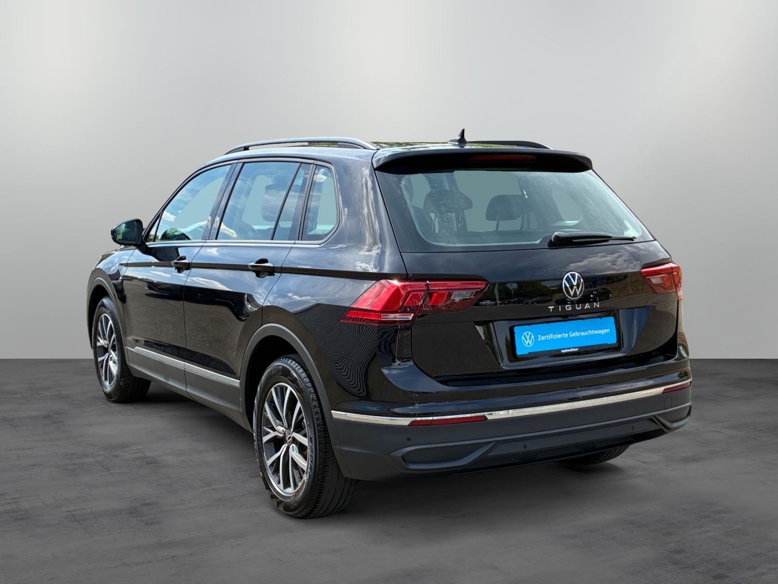 Volkswagen Tiguan Life 2.0TDI DSG Navi AHK LED RFK ACC foto 3
