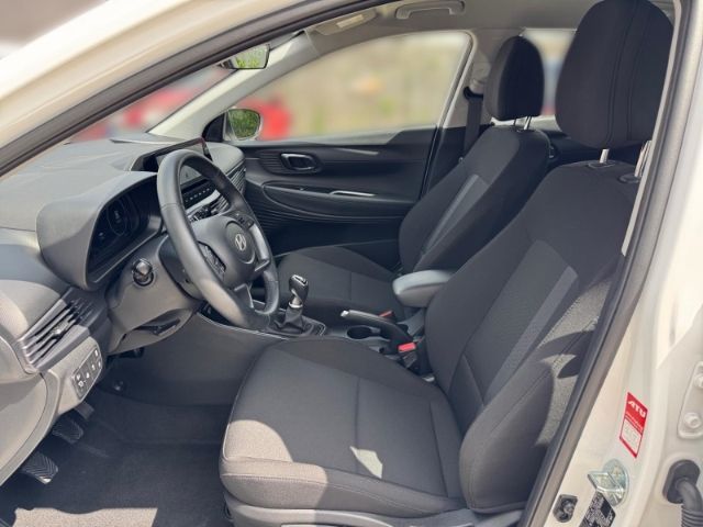 Fahrzeugabbildung Hyundai i20 FL (MY25) 1.0 T-GDI (100 PS) Trend Komfortpa