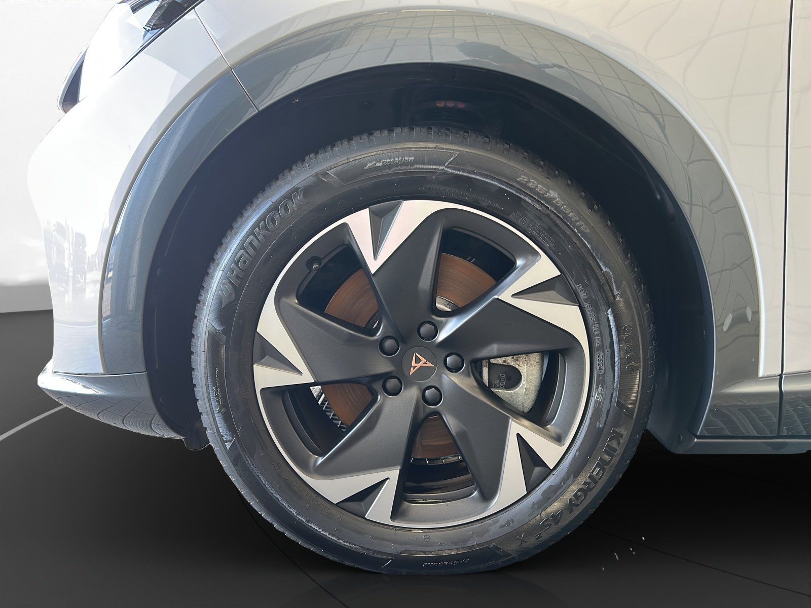 Cupra Tavascan - Bild 16