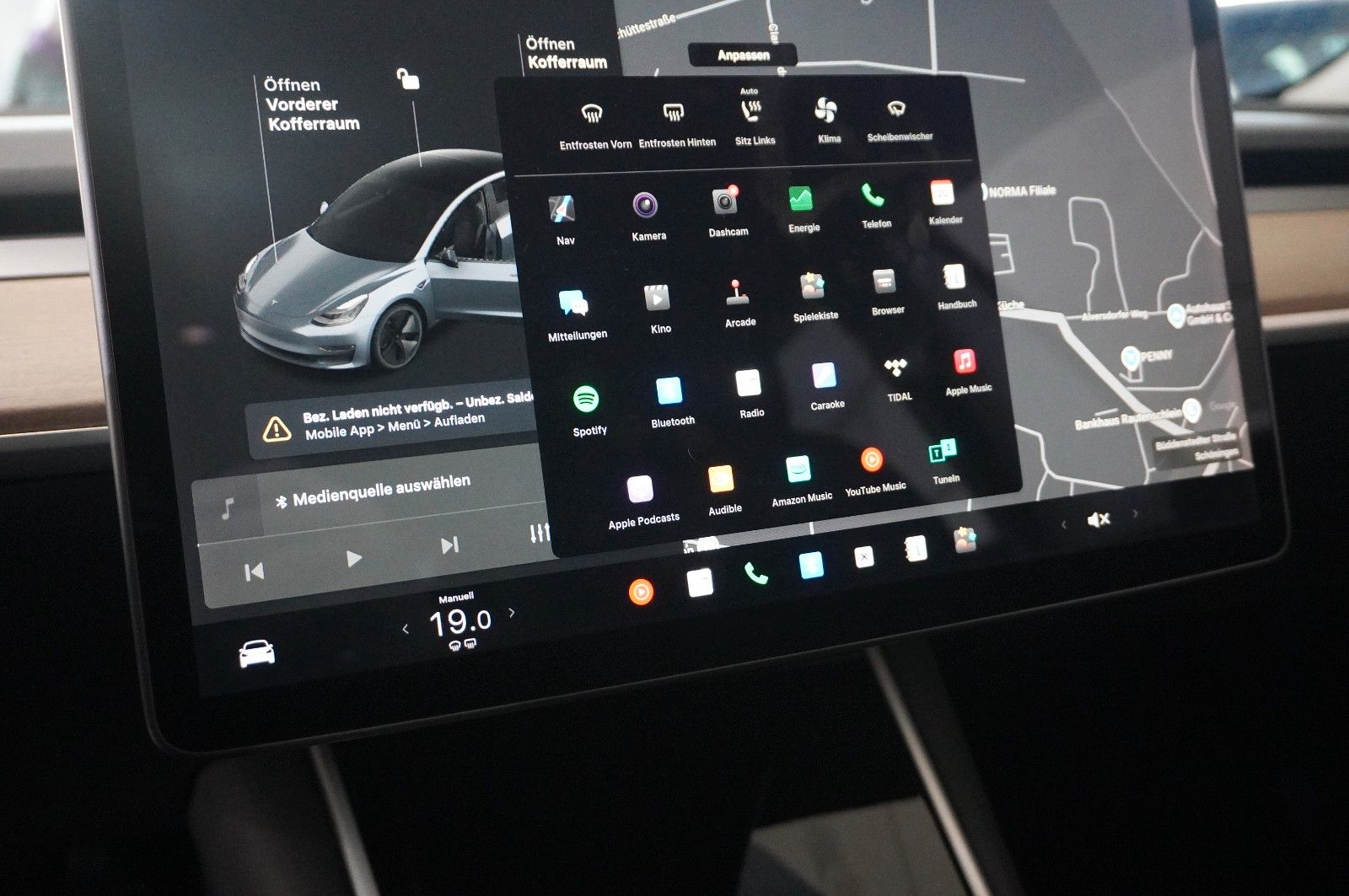 Fahrzeugabbildung Tesla Model 3 Standard Range Plus NAVI/KAMERA/SH/PANO