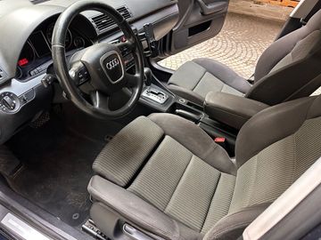 Audi A4 - 3