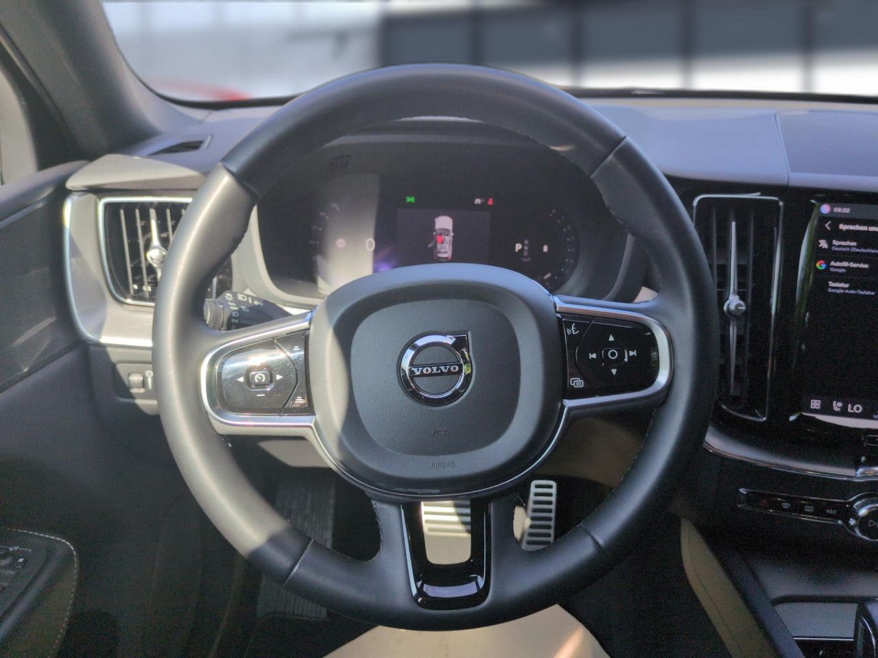 Volvo XC60 B4 (Benzin) R-Design 2WD Automatik Navi LED foto 11