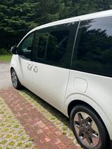 Hyundai STARIA 2.2 CRDi Prime-9-Sitzer-2x Pano-Allrad  - Hyundai Staria Prime mit Diesel-Antrieb