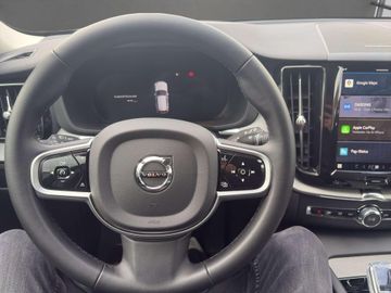 Volvo XC60 B5 AWD Plus Dark