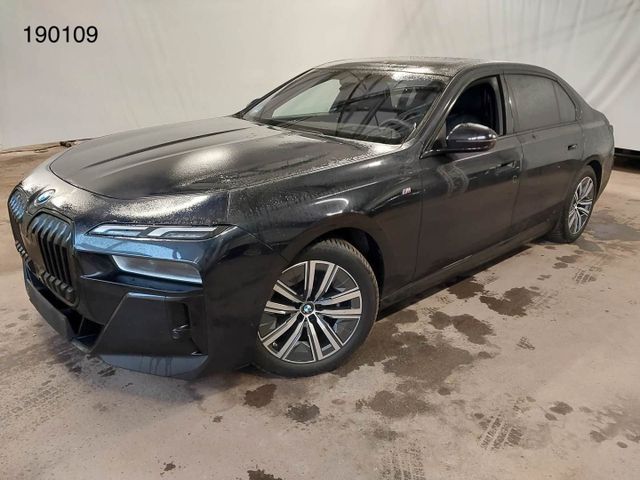 BMW i7 xDr60 UVP175t€ M-SportPro Massage Merino Pano