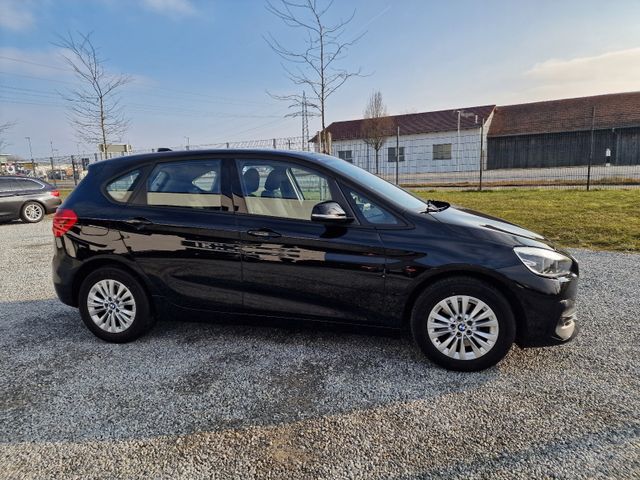 BMW 220i Active Tourer Advantage,Aut.,Navi.,PDC,DAB