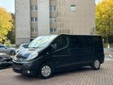Renault Trafic L2H1 Lang 2.0 Black Edition... - Renault Trafic: Black Edition