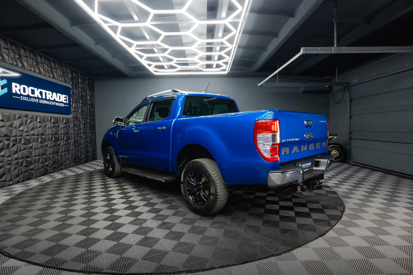 Fahrzeugabbildung Ford Ranger Limited Doppelkabine 4x4 *ACC*LED*DAB*