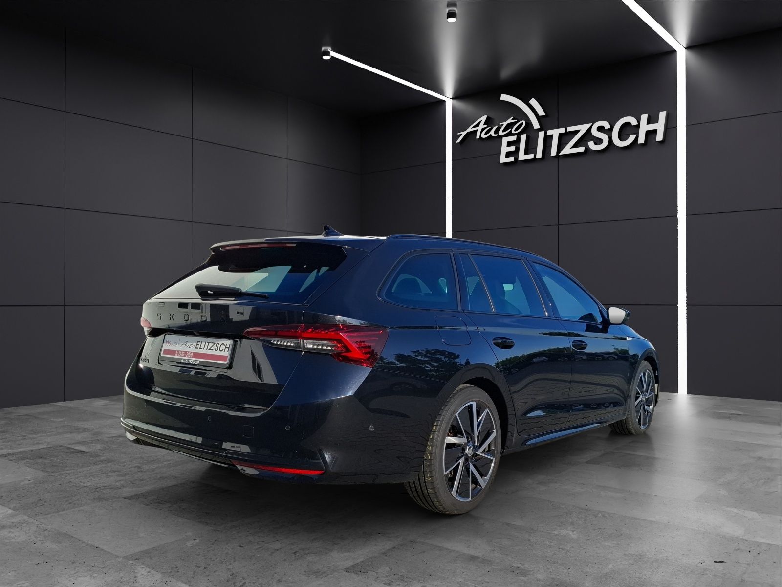 Fahrzeugabbildung SKODA Octavia Combi TDI Sportline DSG LED Navi HUD VC
