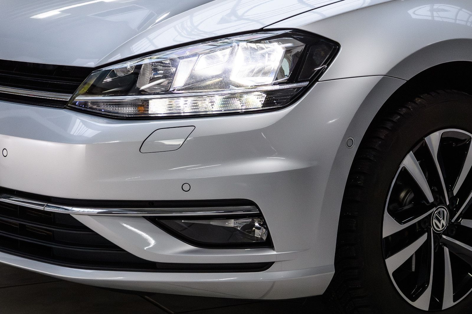 Fahrzeugabbildung Volkswagen Golf VII Lim. IQ.DRIVE