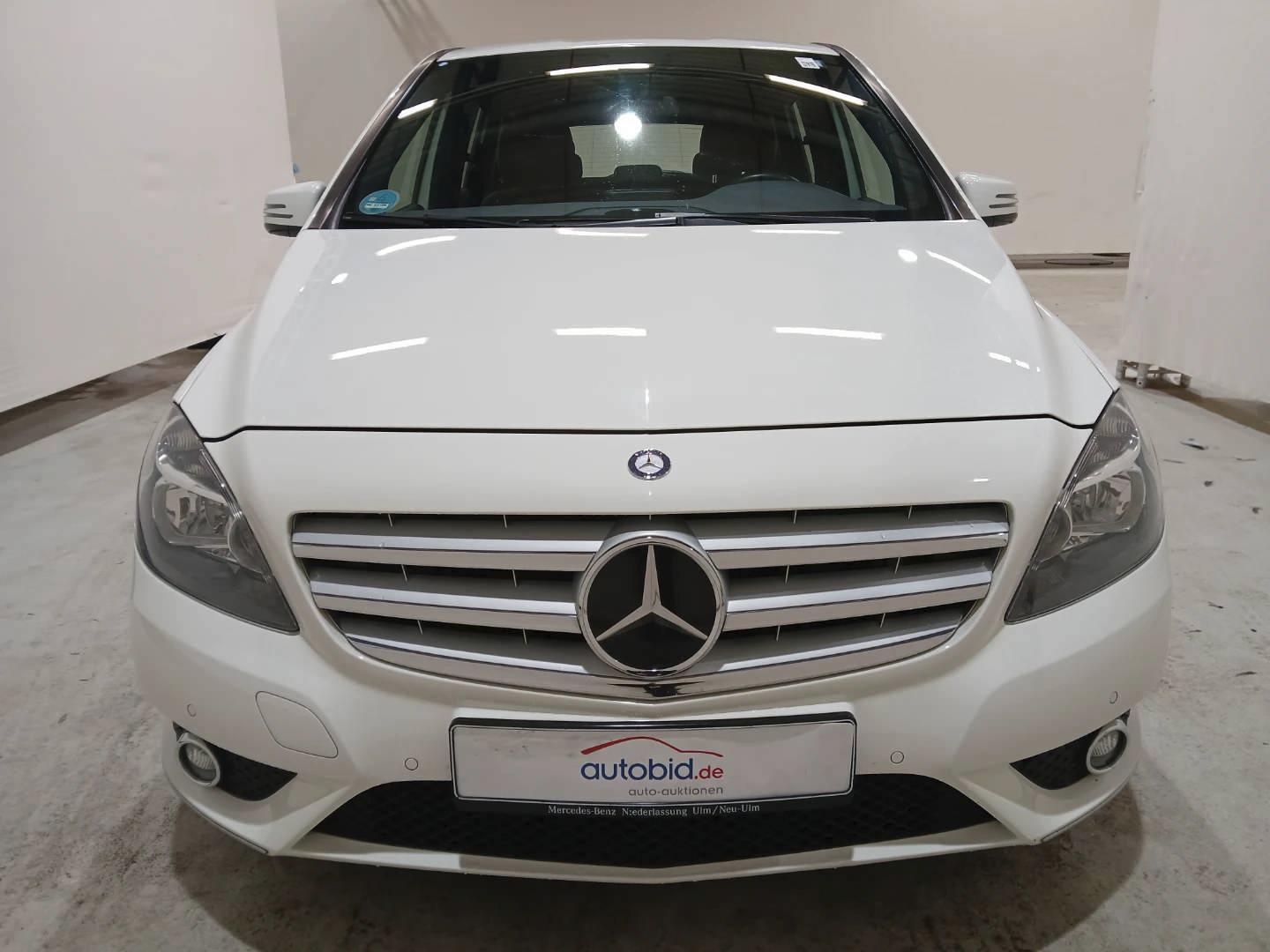 Mercedes-Benz B 180 EXKLUSIVE LEDER