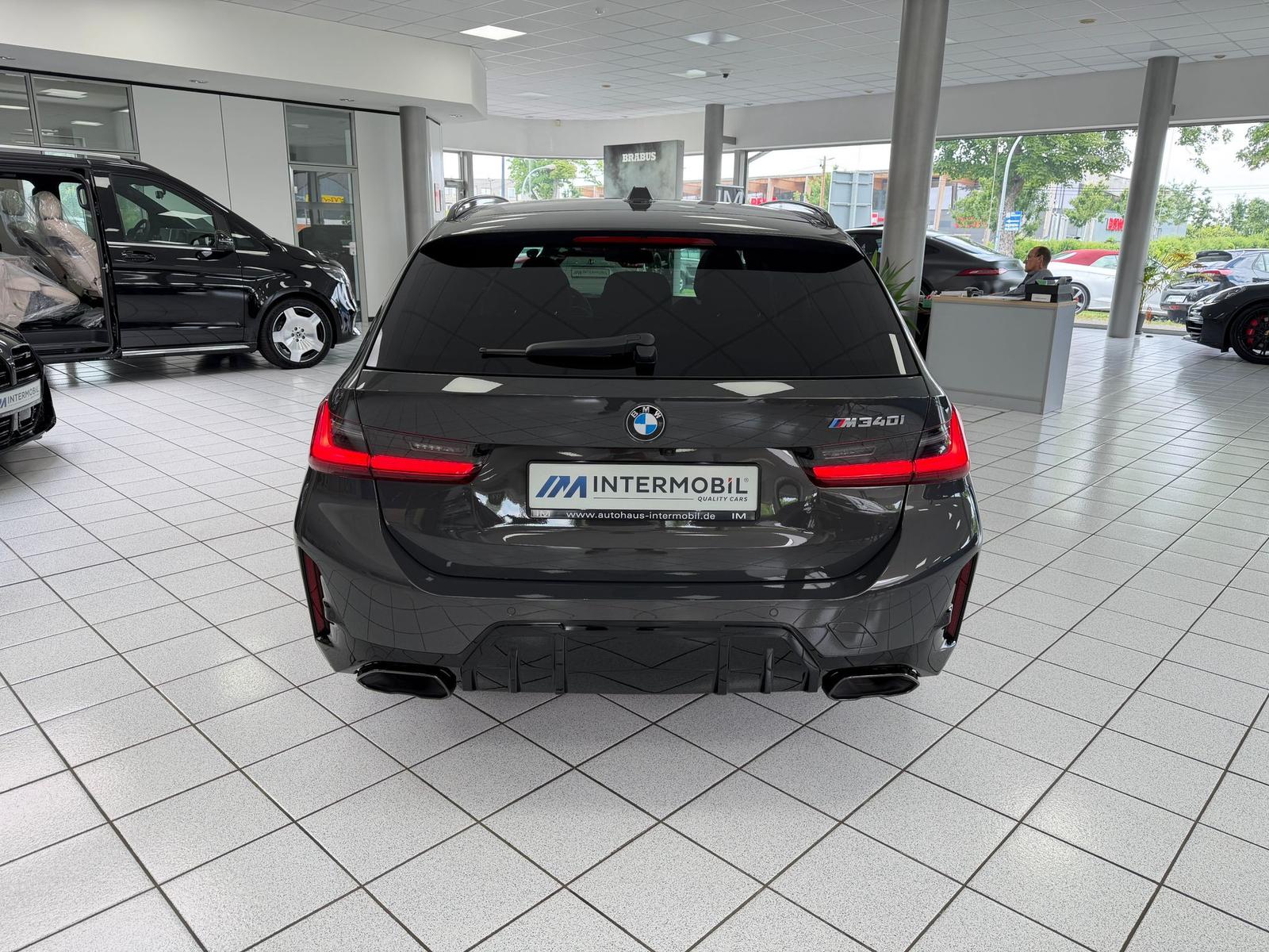 BMW M340i Touring xD*SHADOW*PANO*HUD*ACC*KEYL*360°