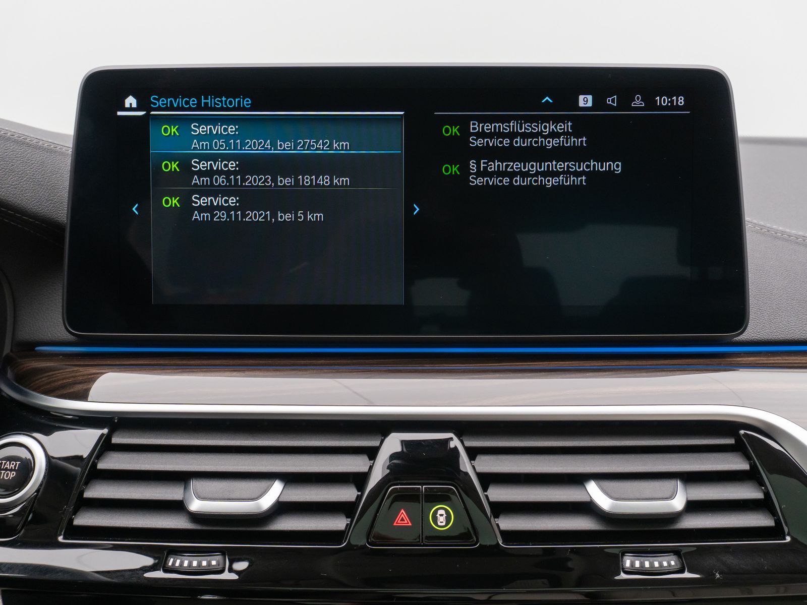 Fahrzeugabbildung BMW 530e Luxury Line 360°Glasdach Laser HUD DAB HiFi