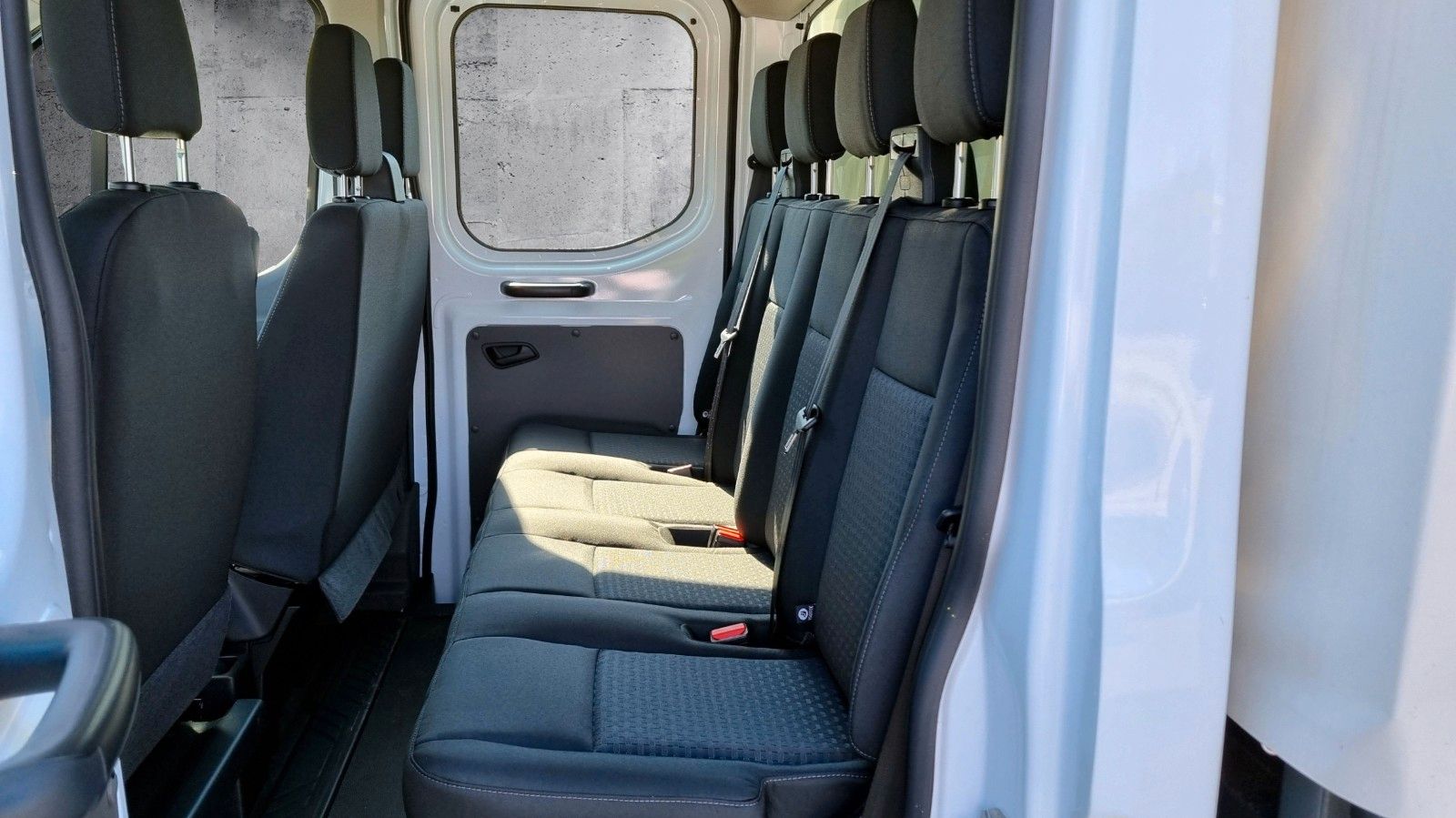 Fahrzeugabbildung Ford Transit Pritsche Plane Spriegel 350 L3