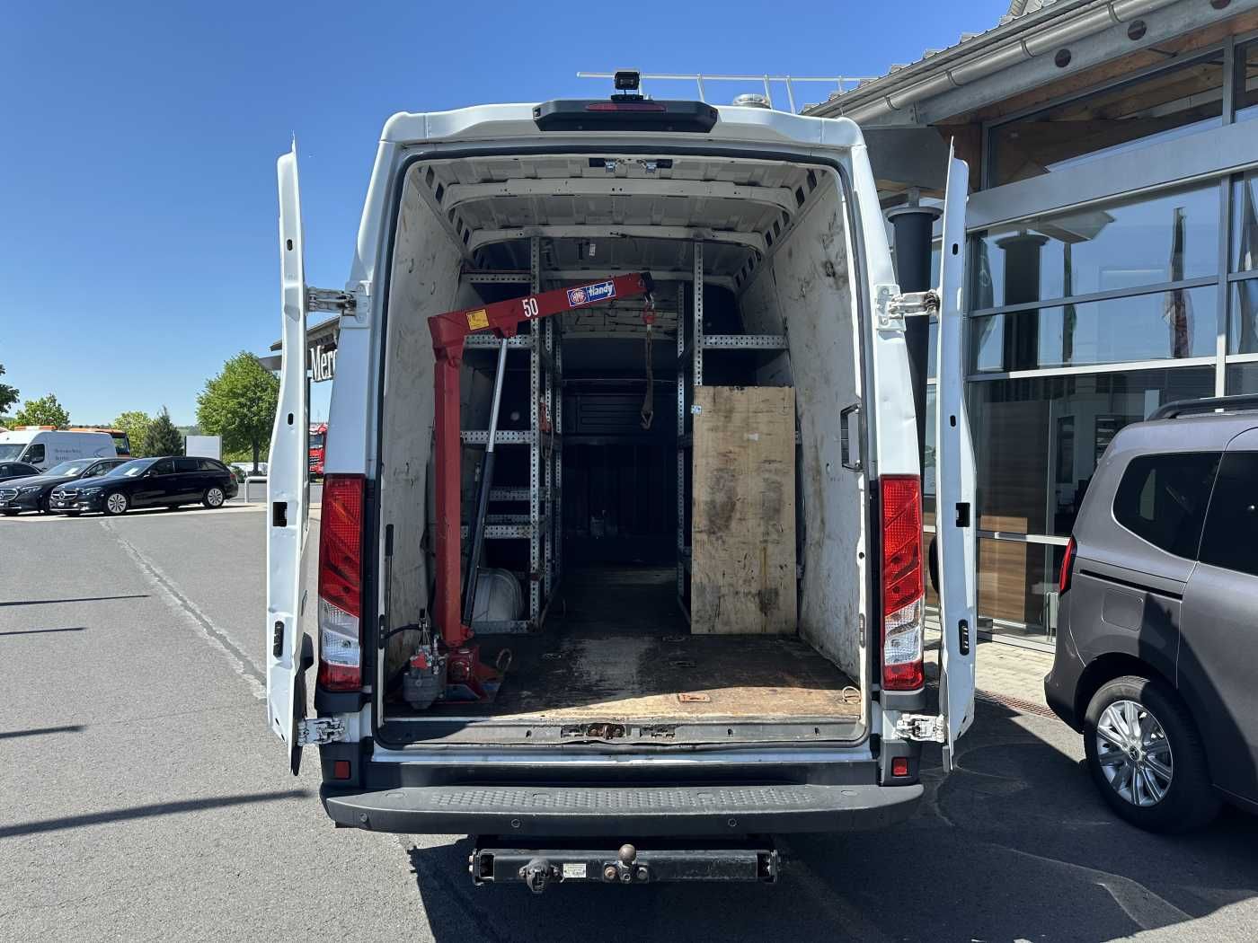 Fahrzeugabbildung Iveco Daily 50C16 R4.100mm *AHK*Automatik*Ladekran*