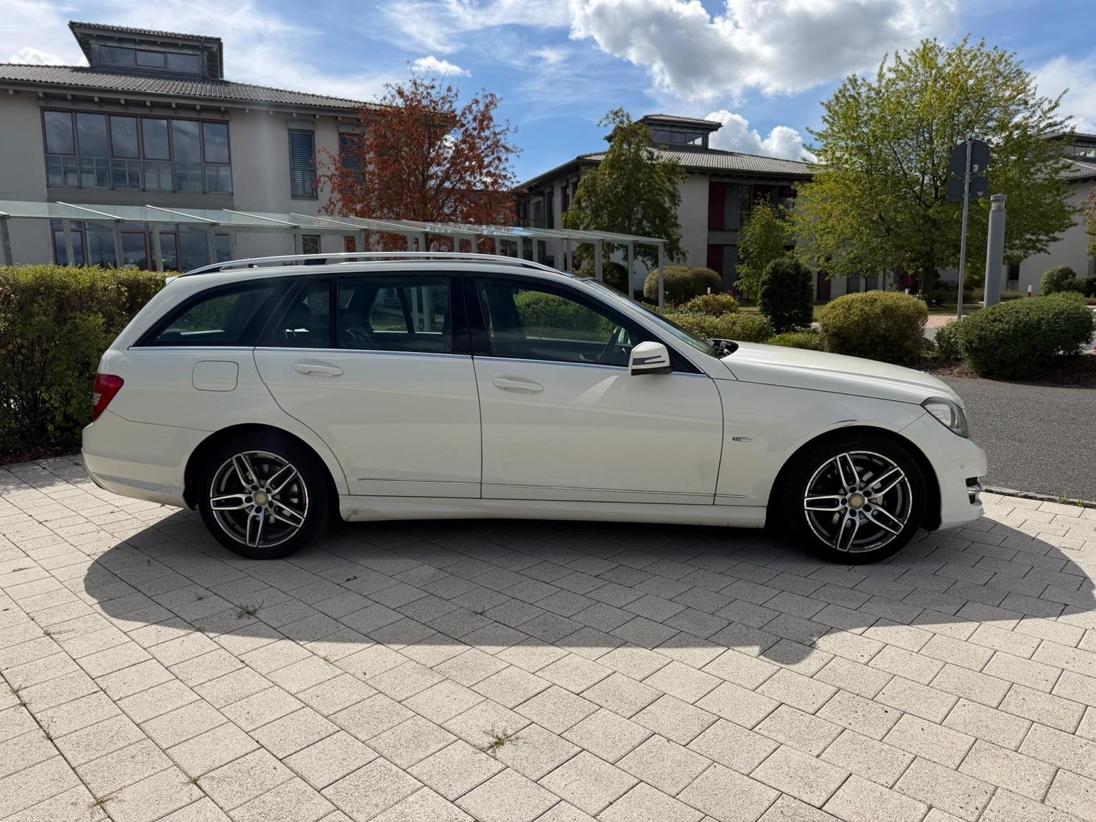 Mercedes-Benz C220 2012 — photo 5