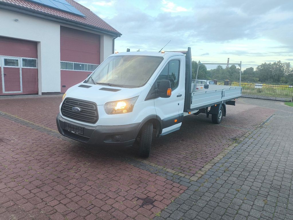 Image of Ford Transit