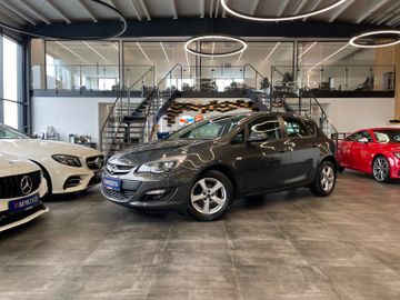 MYAUTOCENTER – Gebraucht- und Jahreswagen mit Werkstattservice in Pfaffenhofen Opel Astra J Lim. 5-trg. Selection *Klima*Navi*SHZ*