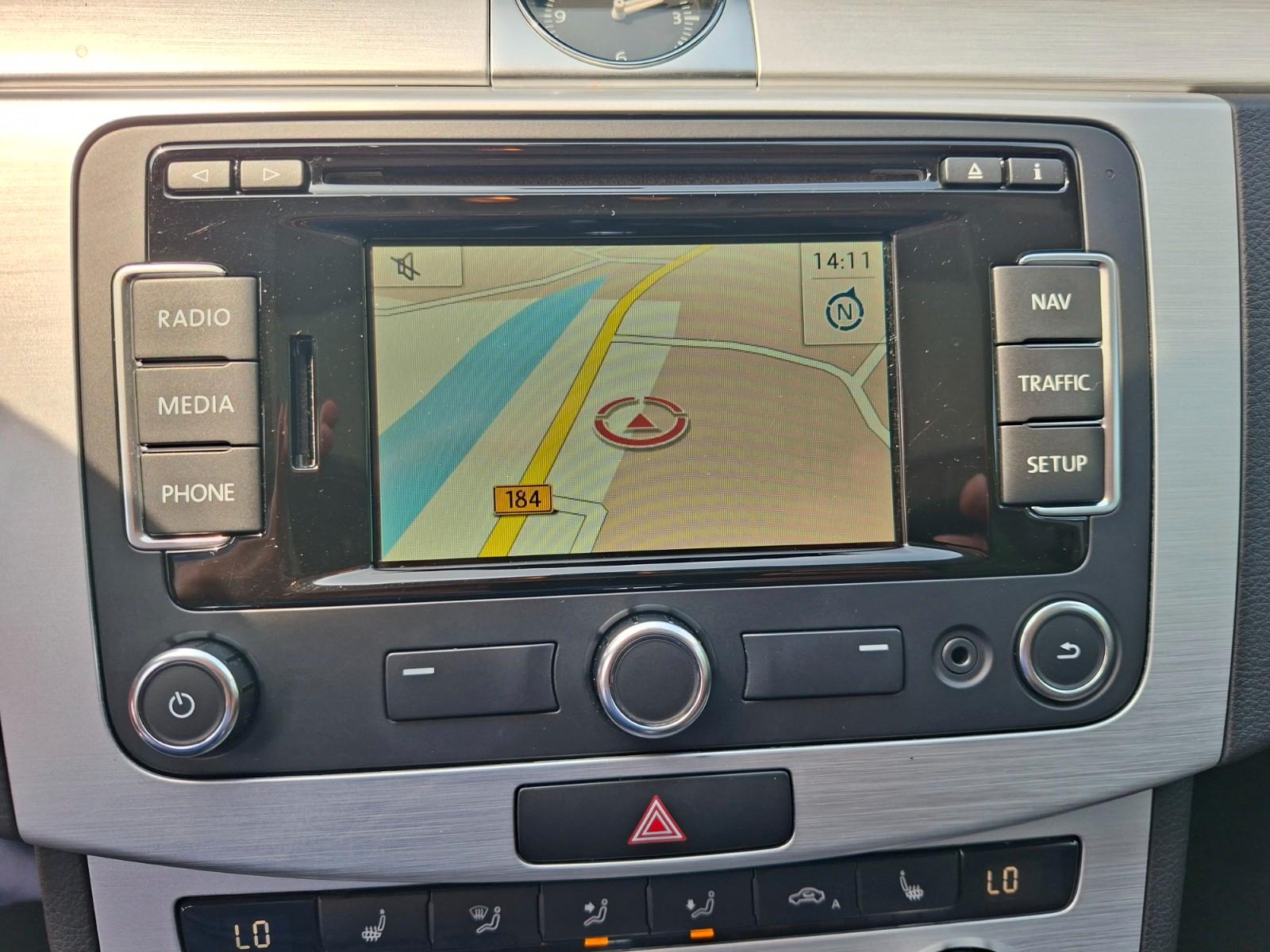 Volkswagen Passat Alltrack 2013 — photo 20