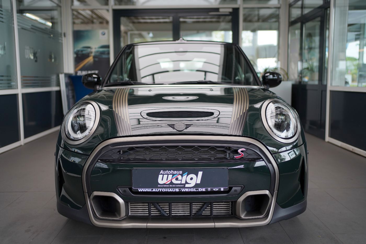 Fahrzeugabbildung MINI Cooper S Cabrio Parkassist+LED+HeadUp+Komfortzug