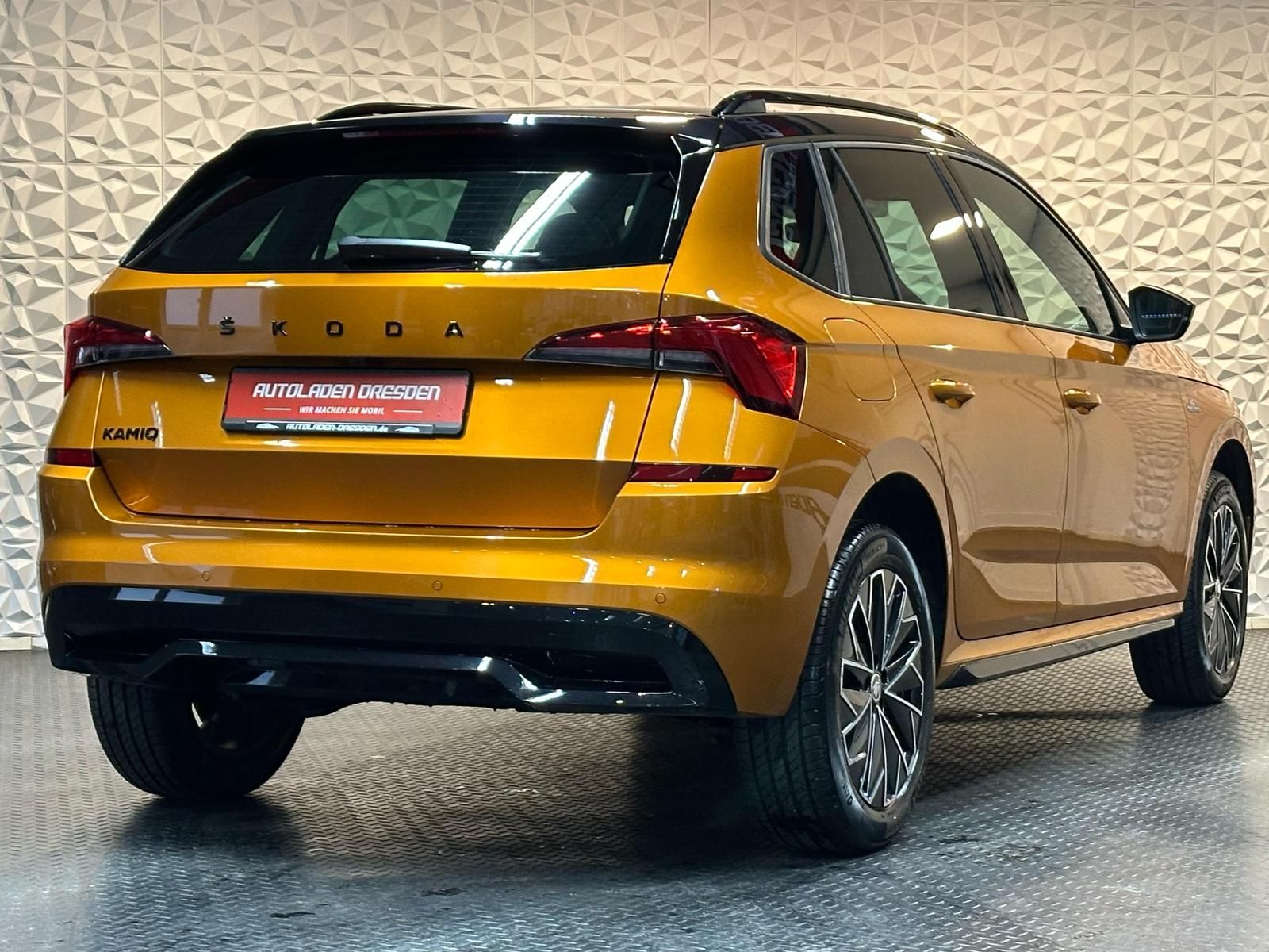 SKODA Kamiq 1.0TSI MONTE CARLO LED#SHZ#CAM#ACC#SPUR#VC - Image 8
