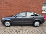 Volvo S40 Lim. 2.0 D Kinetic"Klima"Einparkhilfe - graue Volvo S40