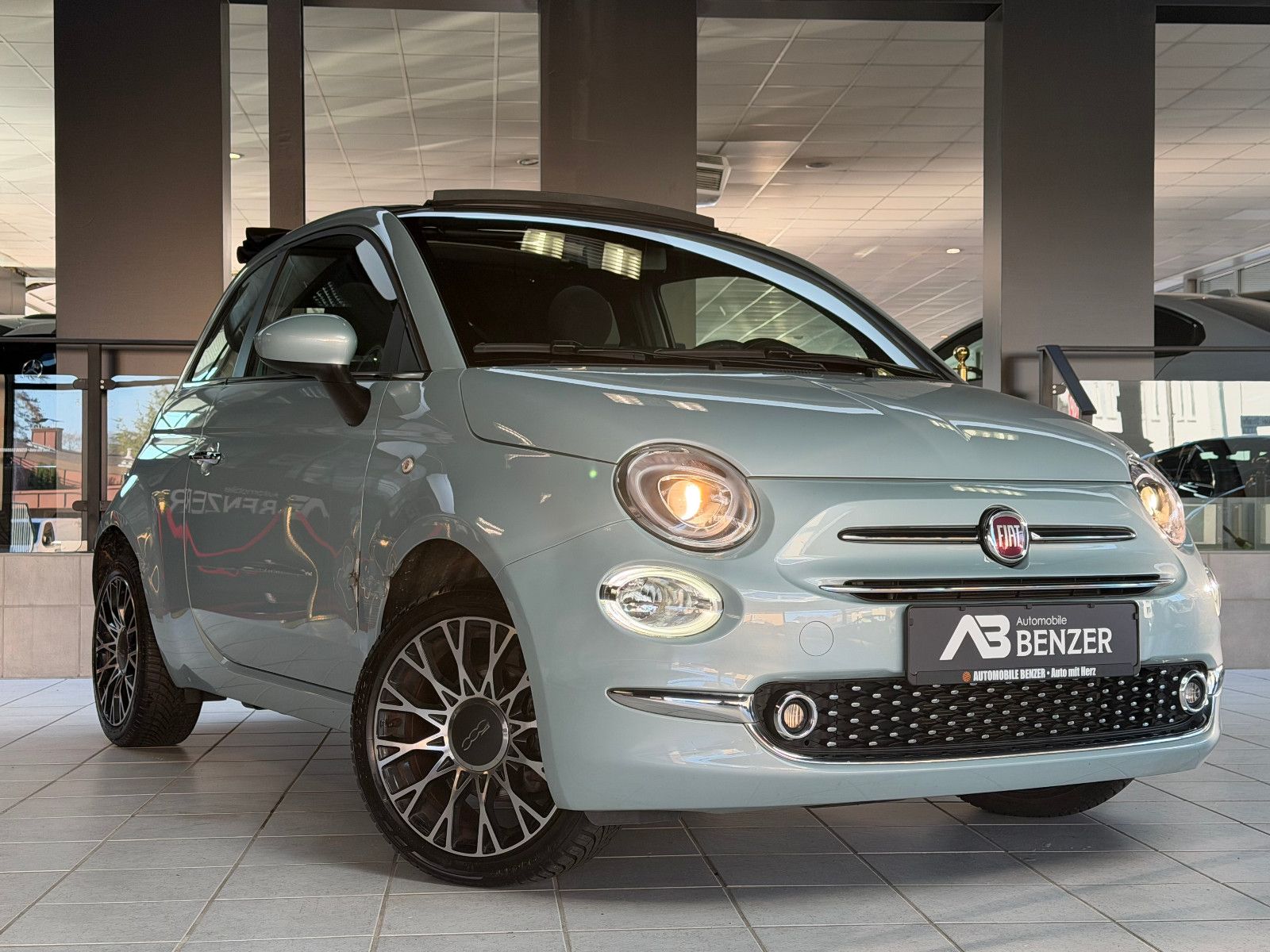 Fahrzeugabbildung Fiat 500C /KLIMA/BLUETOOTH/NAVI/PDC