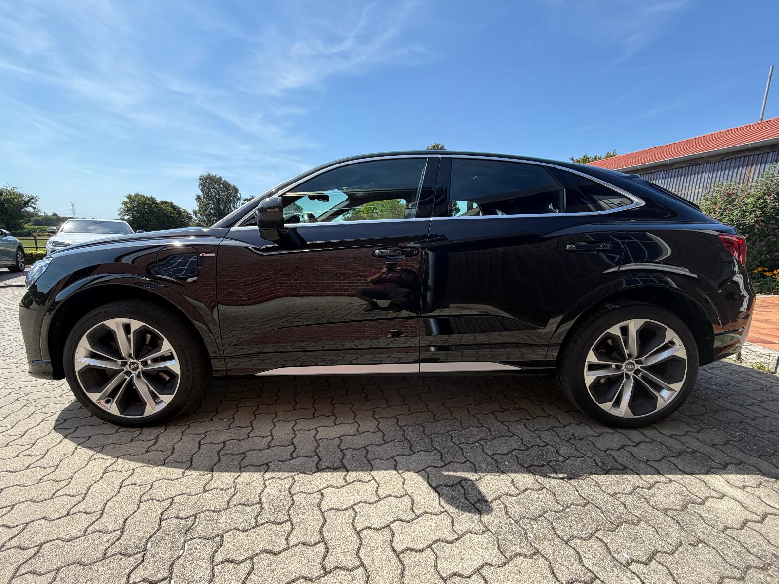 Audi Q3 SPORTBACK 45 TFSI e S line,20",UPE ca70.000,-