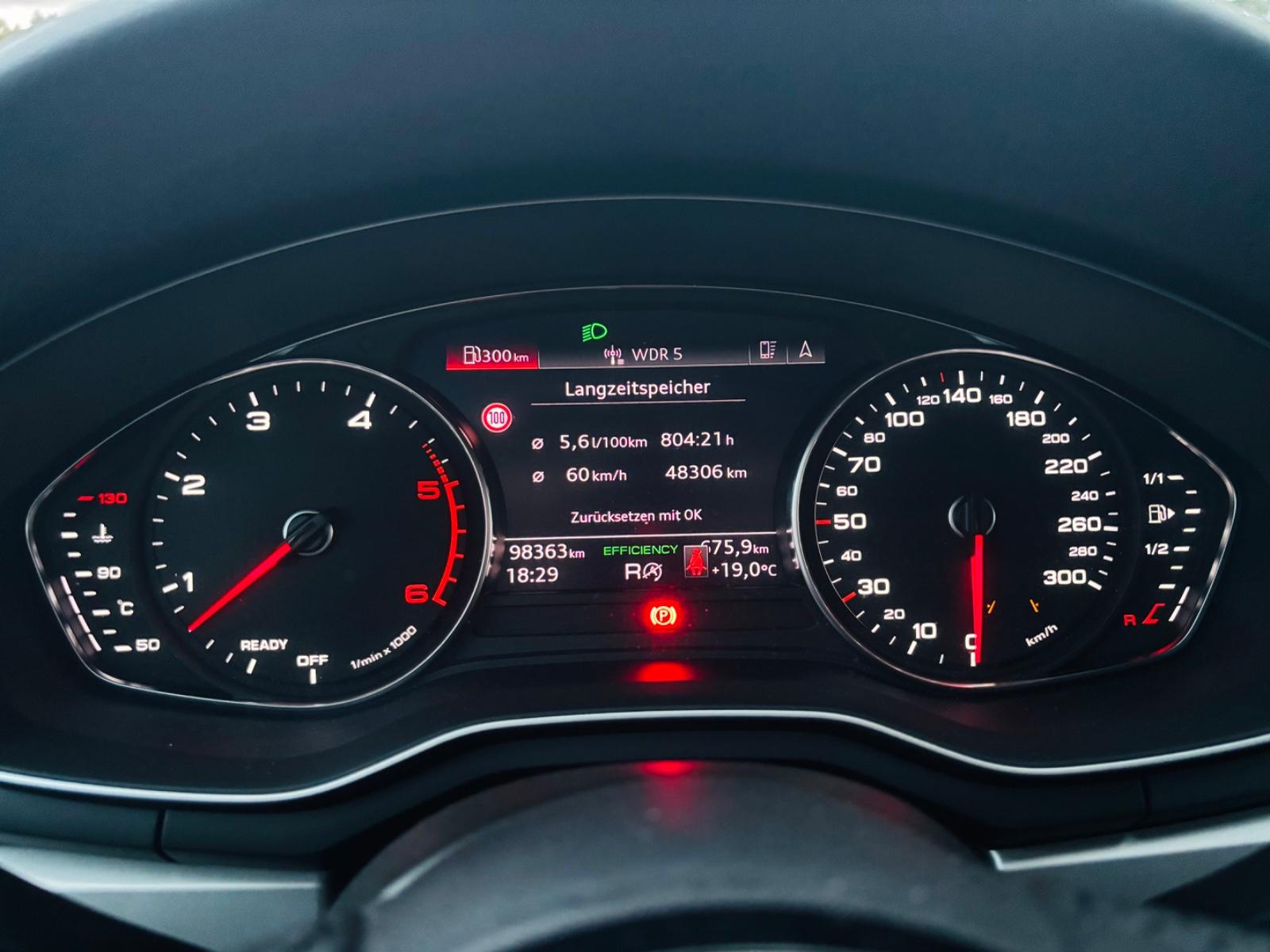 Audi A4 45 TDI quattro S line *Pano/ACC/Leder/RFK*