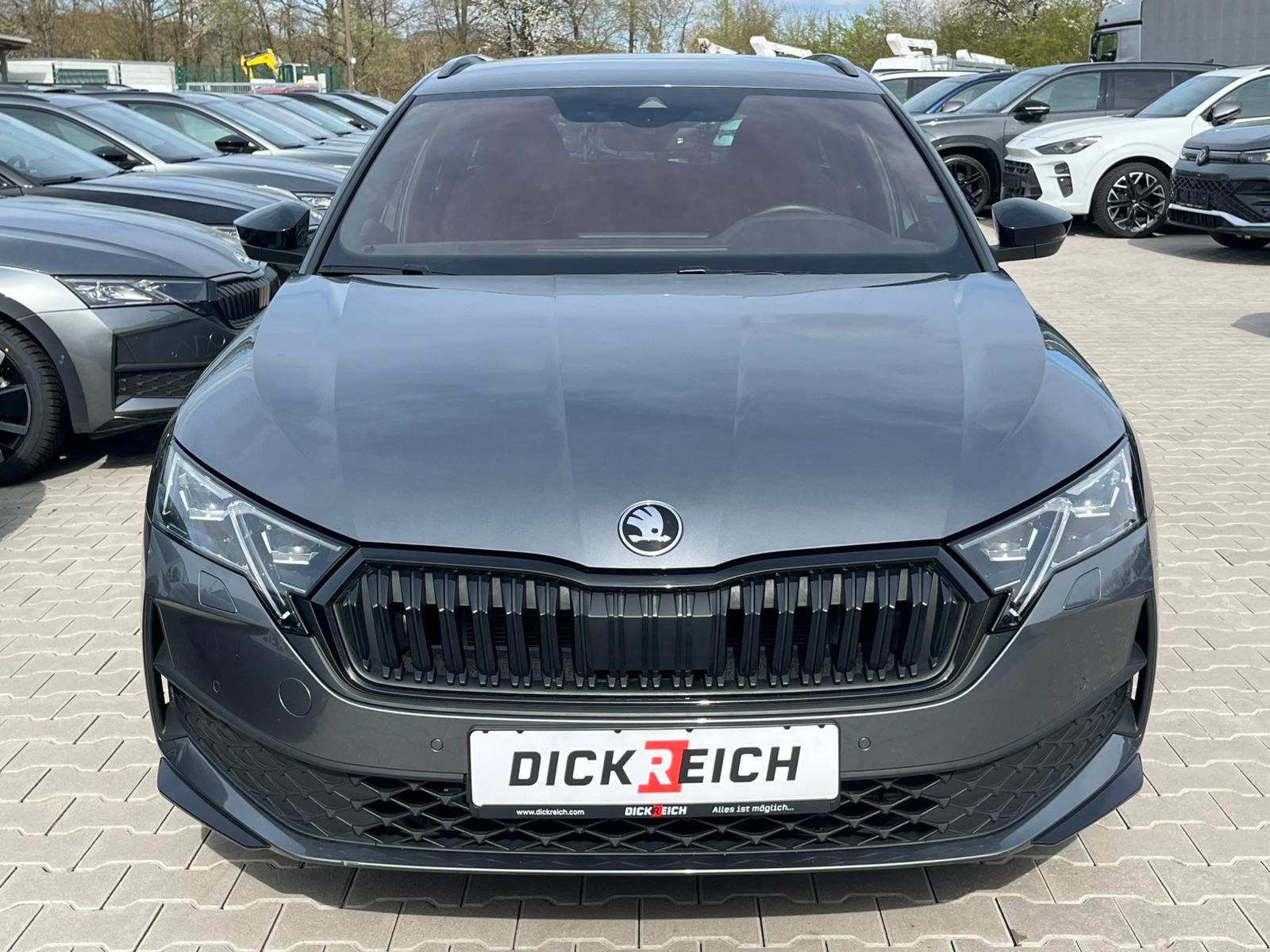 Fahrzeugabbildung SKODA Octavia 2.0 TDI Sportline DSG MATRIX*WINTER*5J.G