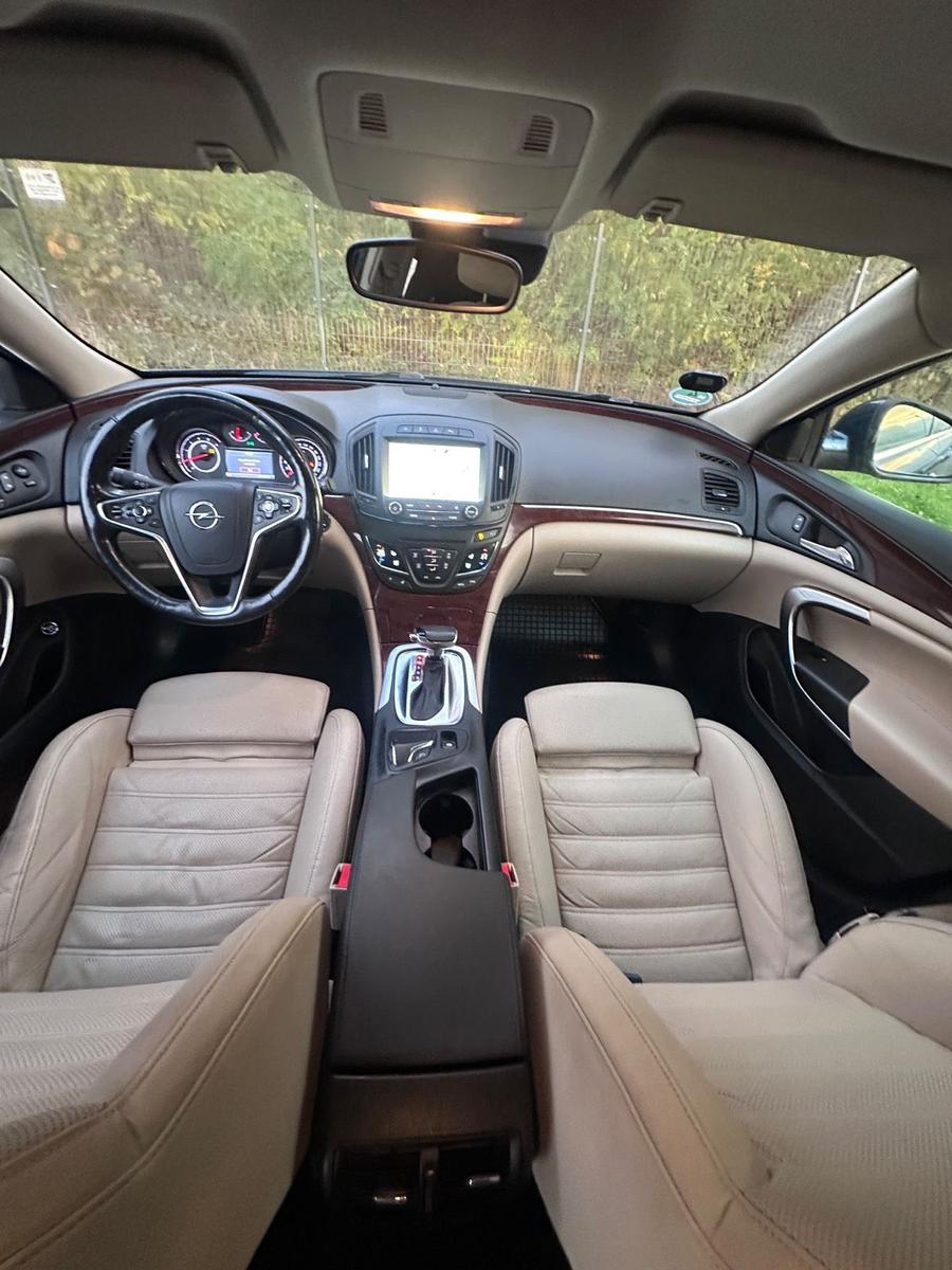 Opel Insignia 2014 — photo 9