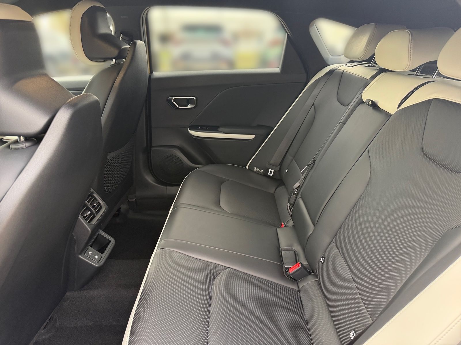 Fahrzeugabbildung Kia K4 1.6T 180 DCT GTLine DWP+ SZ SD 18