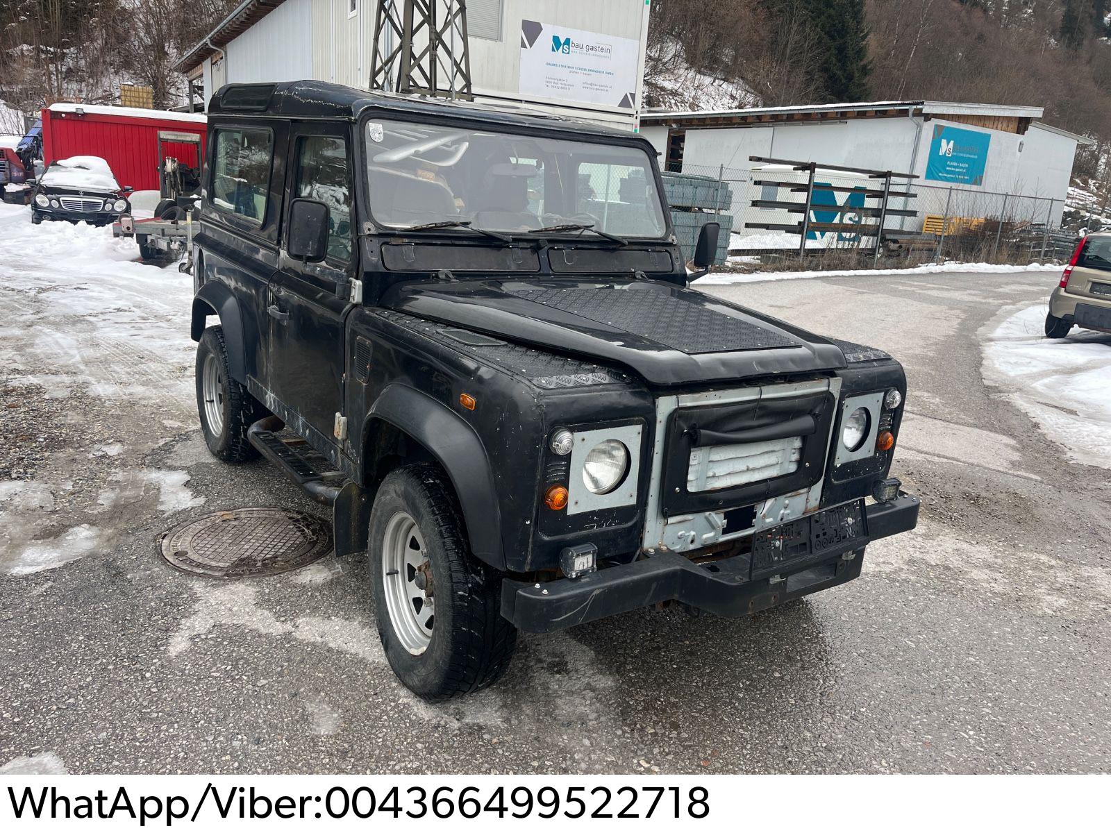 Land Rover Defender 90 TD 5 Station Wagon 7 SITZE