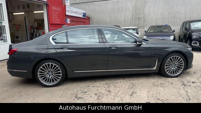 BMW 740 D LANG VERSION xDrive Design Pure Excellence