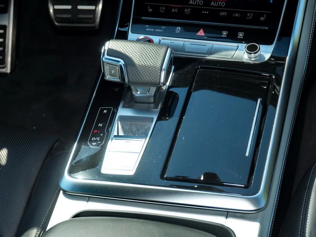 Audi SQ8 - Bild 8