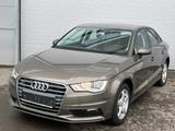 Audi A3*AMBITION*S-TRONIC*PDC*TEMPO*WENIG KM* - Audi A3 Gebrauchtwagen in Stuttgart