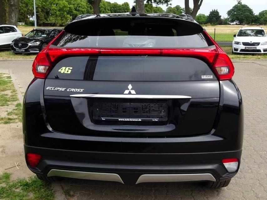 Fahrzeugabbildung Mitsubishi Eclipse Cross 1.5 T-MIVEC 4*4 Diamant Edition +