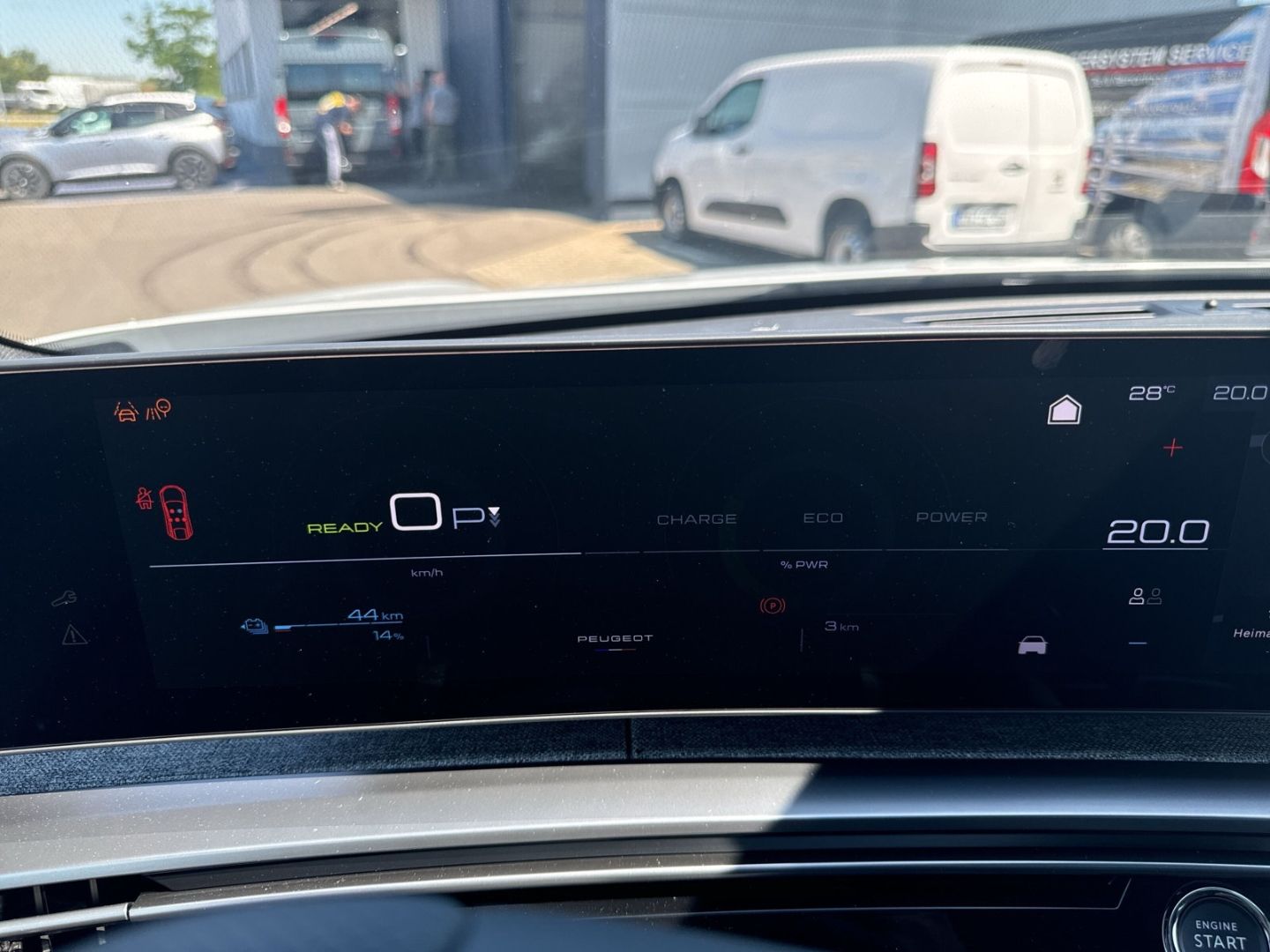 Fahrzeugabbildung Peugeot 3008 Elektromotor 210 GT *Vollleder*360°Kamera*