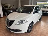 Lancia Ypsilon 1.3 mjt Silver s *PER NEOPATENTAT - Lancia Ypsilon Silver mit Diesel-Antrieb