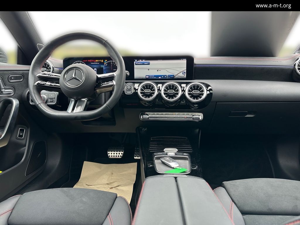 MERCEDES-BENZ CLA 250