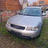 Audi A3 8L 1,8 / Bj. 5/2001 - Audi 80 Limousine B1 mit Benzin-Antrieb