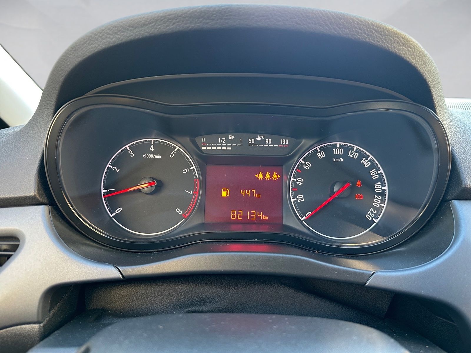 Fahrzeugabbildung Opel Corsa E 1.4 Edition Klima,Radio,USB,Allwetter