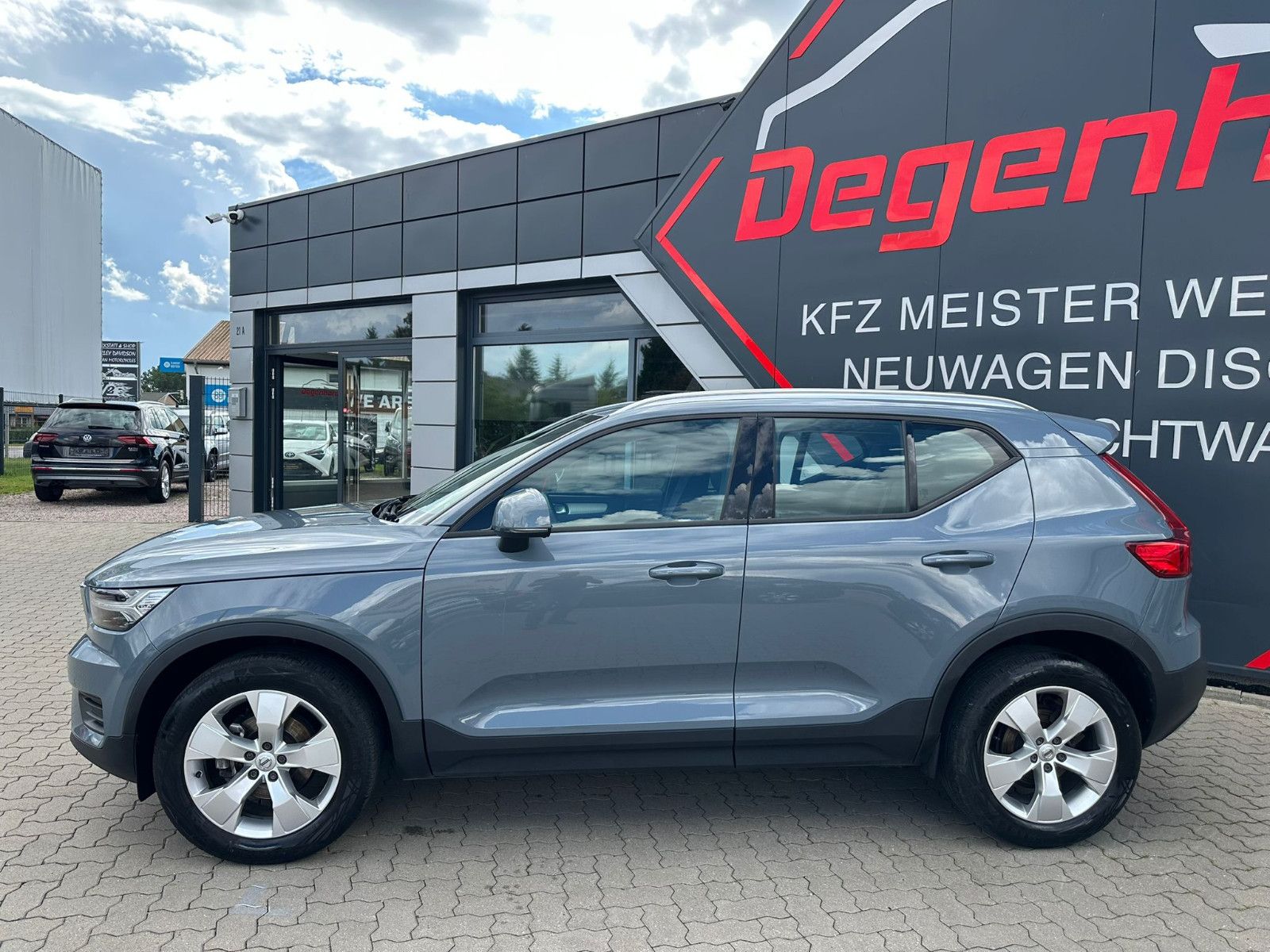 Volvo XC 40 XC40 Momentum Pro 2WD Virtual Nav Temp LED foto 5