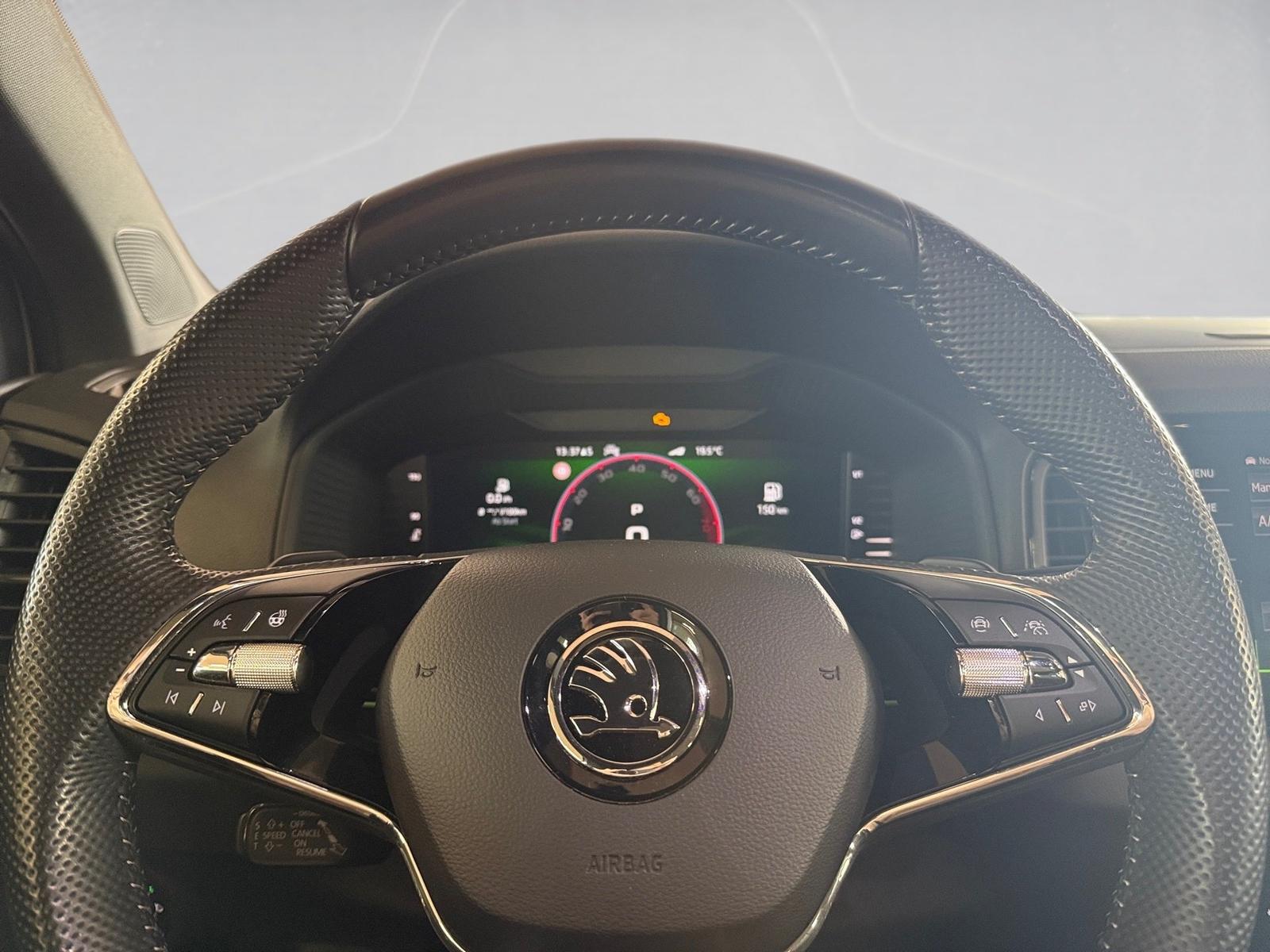 Skoda Karoq 2.0 TSI Sportline 4x4 DSG Matrix Navi ACC