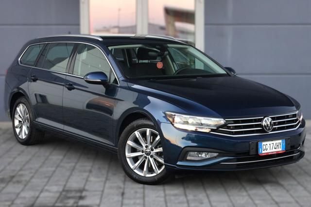 Volkswagen VOLKSWAGEN Passat Variant 2.0 TDI SCR EVO DSG Bu