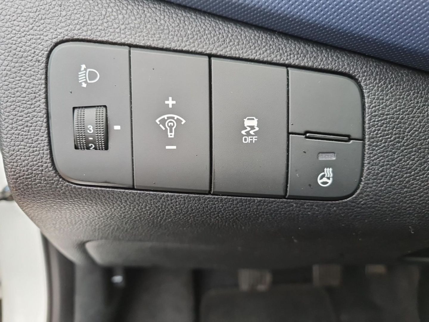 Fahrzeugabbildung Hyundai i10 YES! 1.0 Benzin M T Classic HU/AU Service